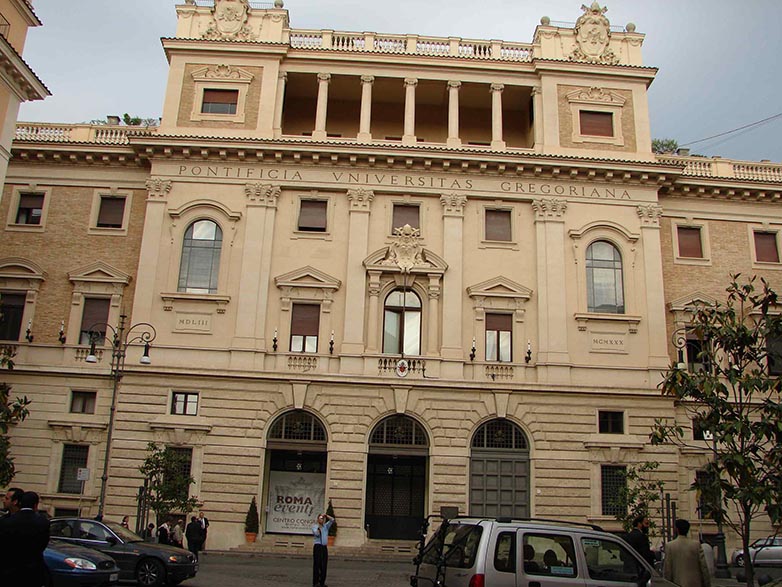 During our doctoral studies in Religion and Mysticism, due to the lack of professors in Iran, we passed several courses related to the Bible in coordination with the Imam Khomeini Educational and Research Institute in Qom and the Vatican in Vatican affiliated universities.We also used the libraries of these universities and affiliated centers. During my studies, there were some interesting points on the sidelines of my studies that are important for researchers of the Abrahamic religions.